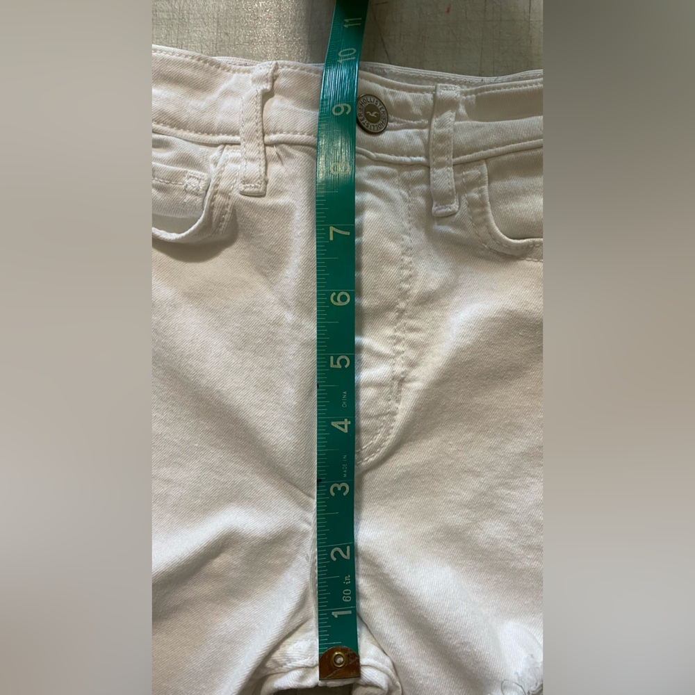 Hollister White Ripped Skinny Jeans - Picture 10 of 12